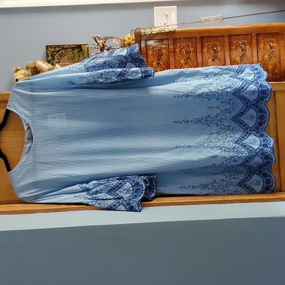 Davi & Dani Dress - Picture 1 of 5